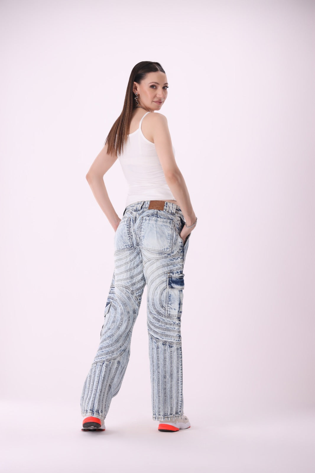 Sariyo's Unisex Biker Jeans | Light Wash