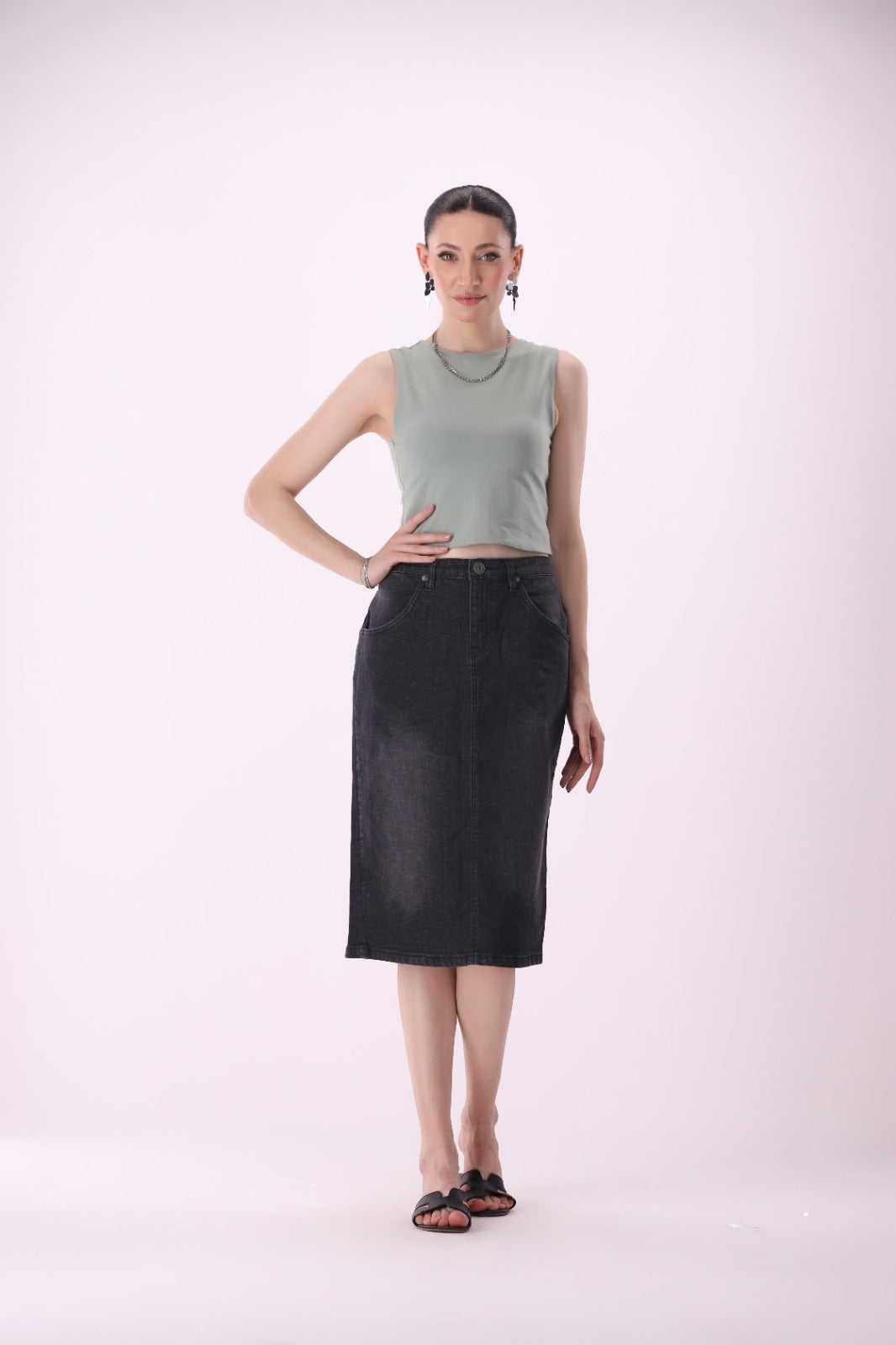 Sariyo's Women's Denim Skirt | Black Wash