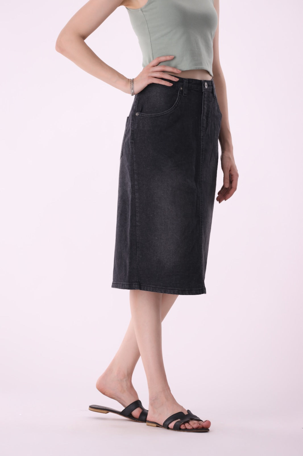 Sariyo's Women's Denim Skirt | Black Wash