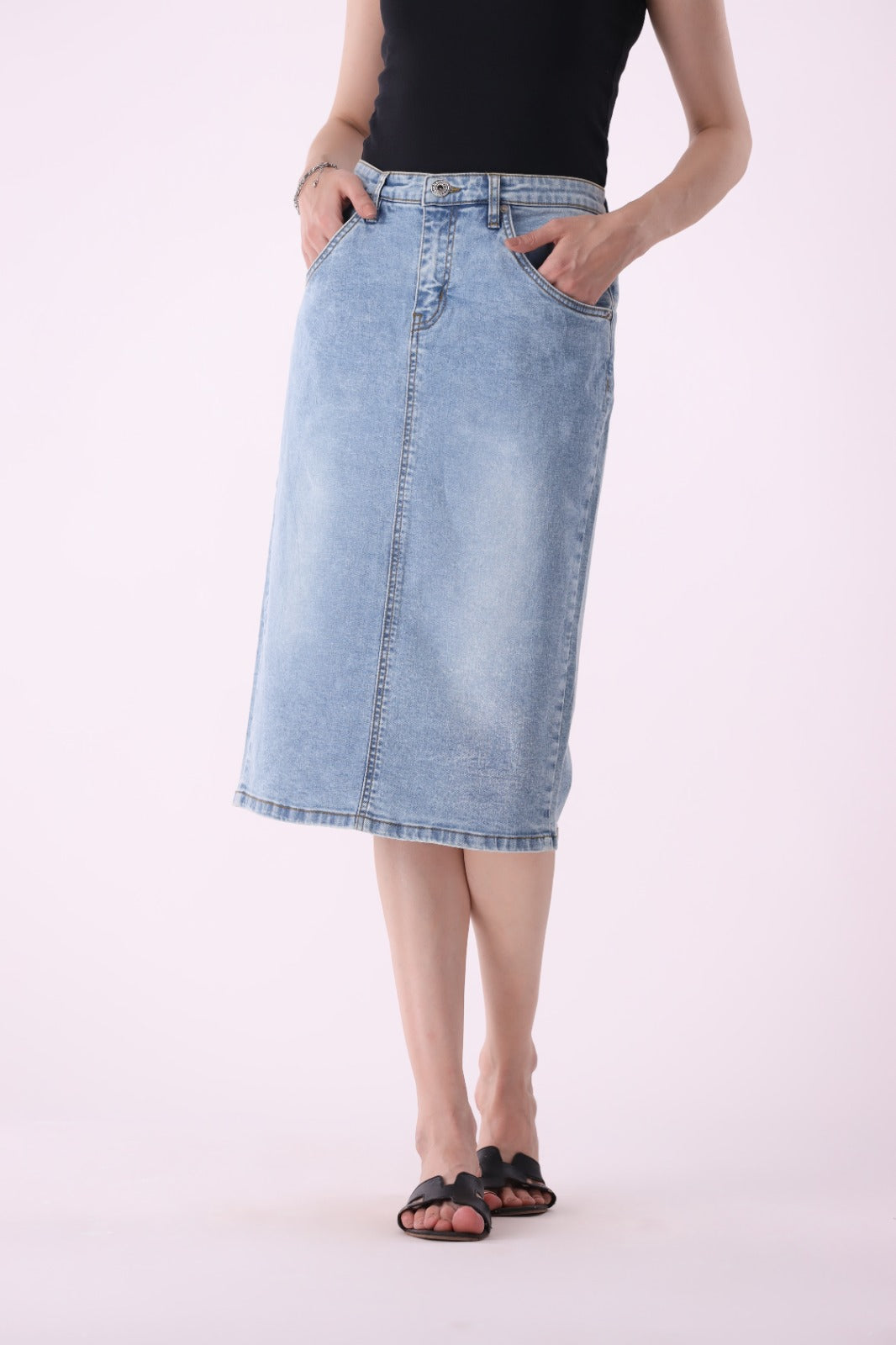 Sariyo's Women's Denim Skirt | Light Wash