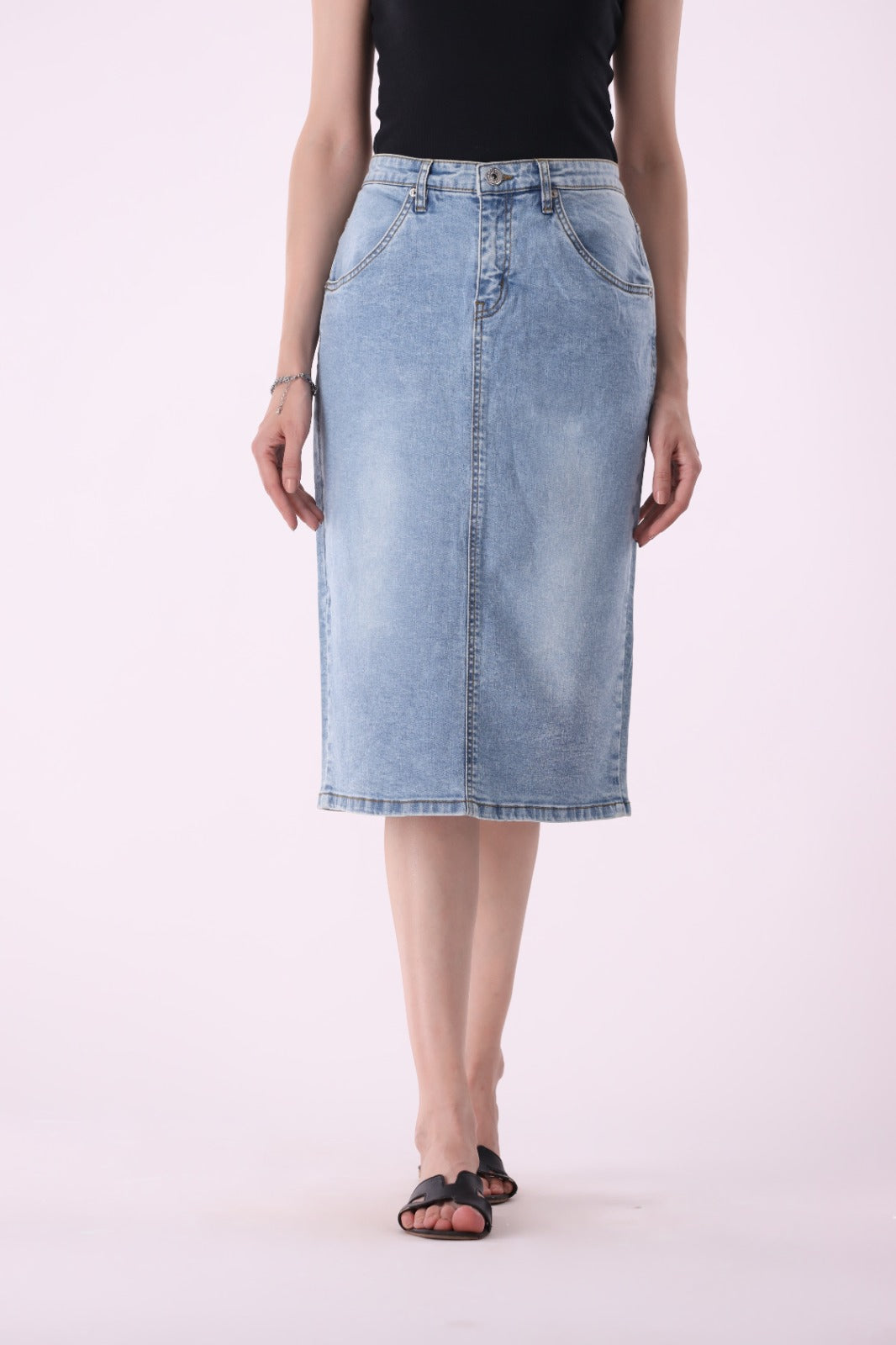 Sariyo's Women's Denim Skirt | Light Wash