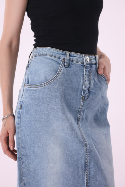 Sariyo's Women's Denim Skirt | Light Wash